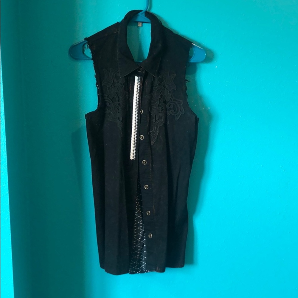 Gimmicks black flannel vest